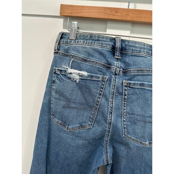 American Eagle Super High Rise Flare Jeans Size 4 - Picture 4 of 9